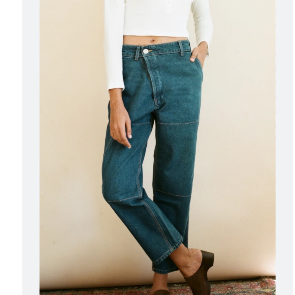 Emma Rothkopf Jeans Hunting Cross Front in Blue Timp Denim - Picture 2 of 10